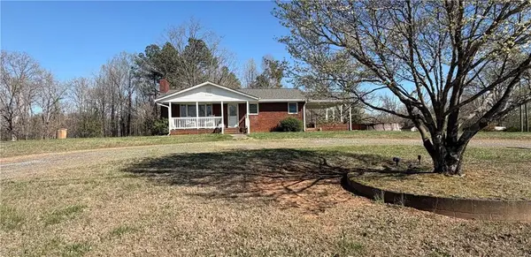 901 Wolf Island Road, Reidsville, NC 27320-8851