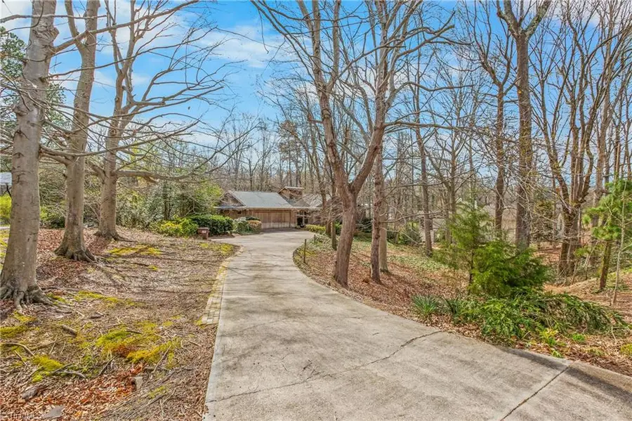 1007 Wickliff Avenue, High Point, NC 27262 - #3