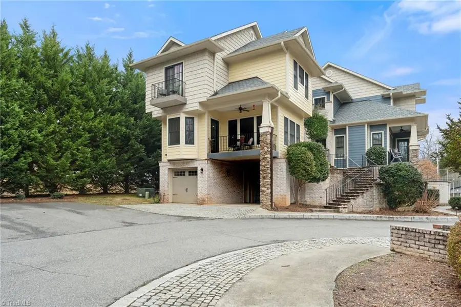 160 Park Pointe Circle, Winston Salem, NC 27104 - #2