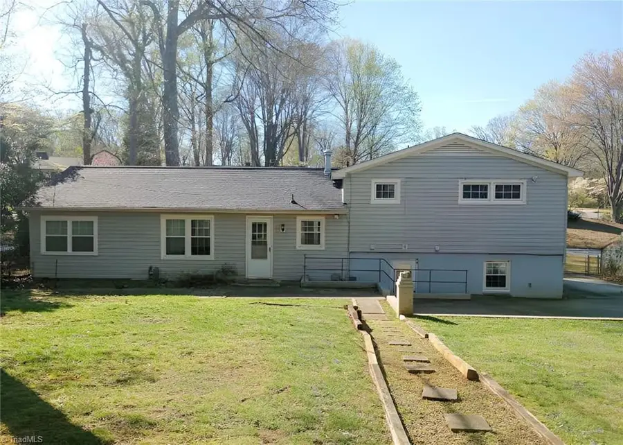 3202 Northampton Drive, Greensboro, NC 27408 - #2