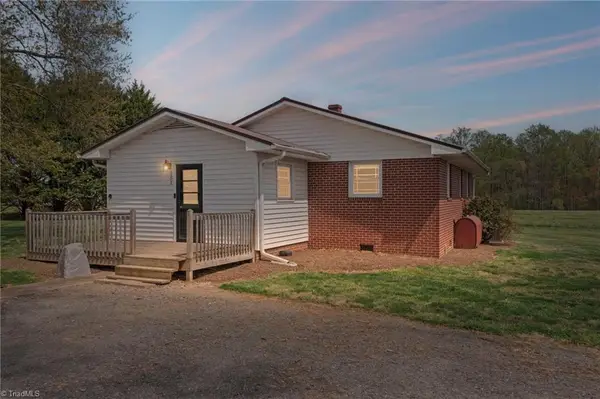 151 Goodall Lane, Dobson, NC 27017