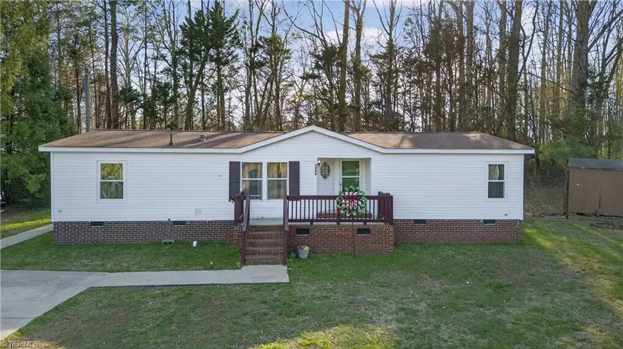 1202 Red Sunset Place, Siler City, NC 27344 - #2