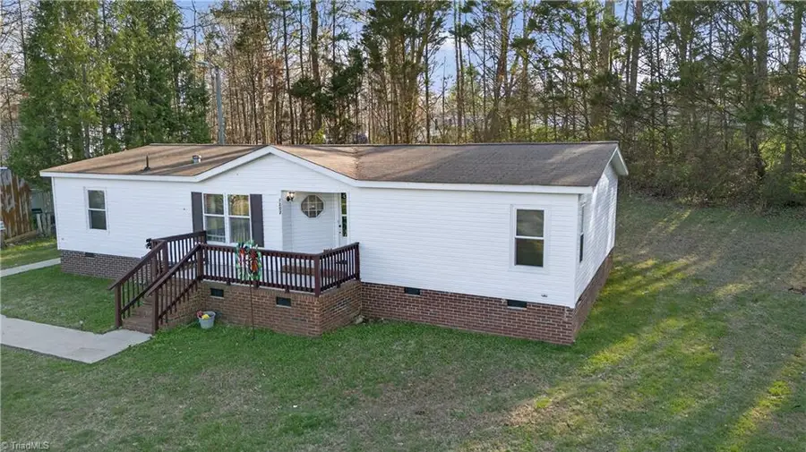 1202 Red Sunset Place, Siler City, NC 27344 - #3