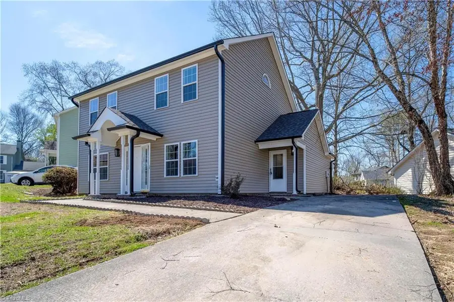 3 Ivyglen Court, Greensboro, NC 27406 - #2