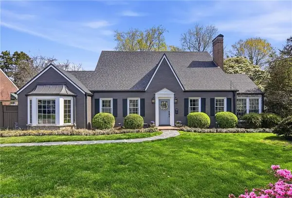 2025 Sussex Lane, Winston-Salem, NC 27104