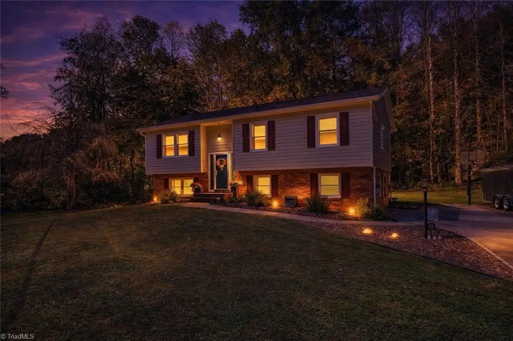 0328 Country Club Road, Wilkesboro, NC 28697 - #1