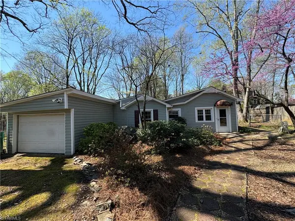 3062 Harper Road, Clemmons, NC 27012