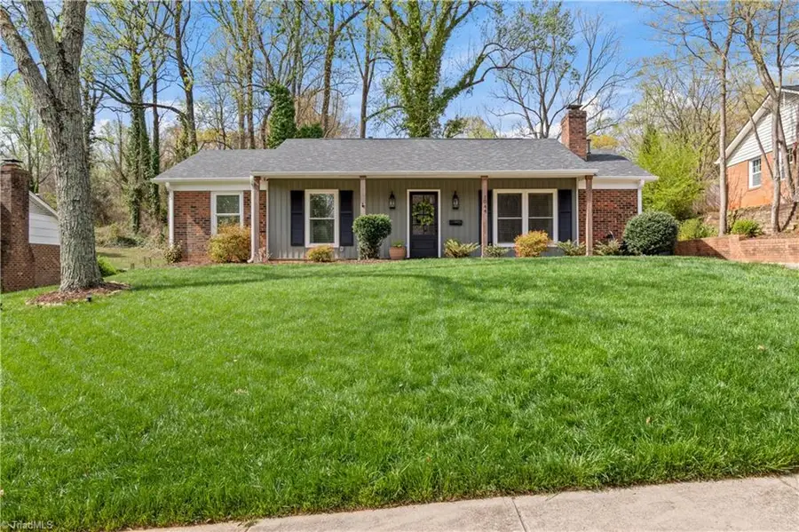 1044 Gales Avenue, Winston Salem, NC 27103 - #3