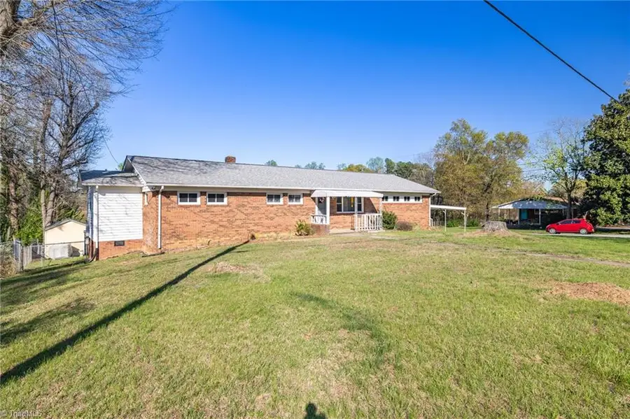 4405 Knollwood Drive, Archdale, NC 27263 - #3