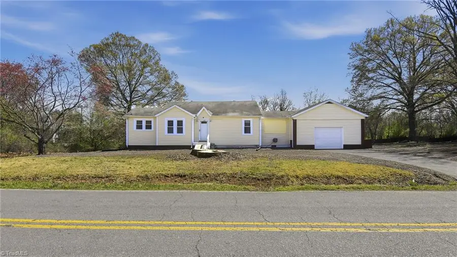 4585 Oak Ridge Drive, Winston Salem, NC 27105 - #2