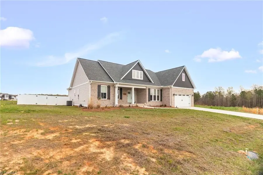333 Wynnfall Drive, Lexington, NC 27295 - #3