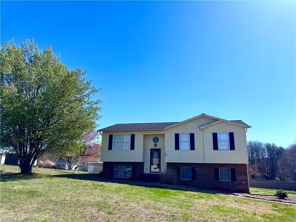 1233 Kentland Drive, King, NC 27021