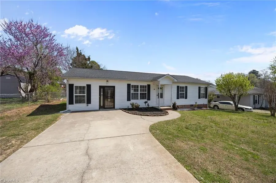 301 Cloverdale Drive, Archdale, NC 27263 - #2