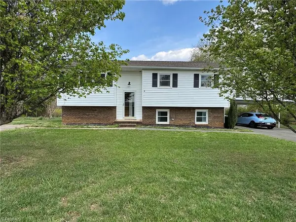 2741 River Ridge Road, Pfafftown, NC 27040