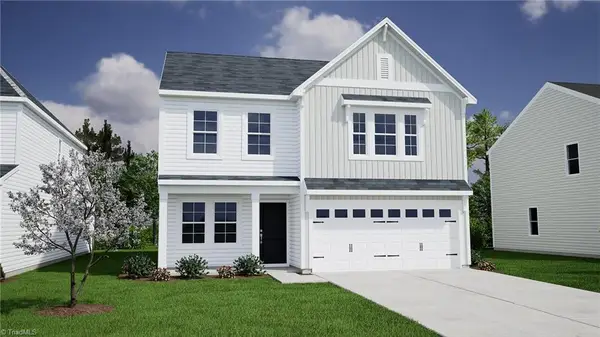 2011 Honeysuckle Vine Run, Winston-Salem, NC 27106