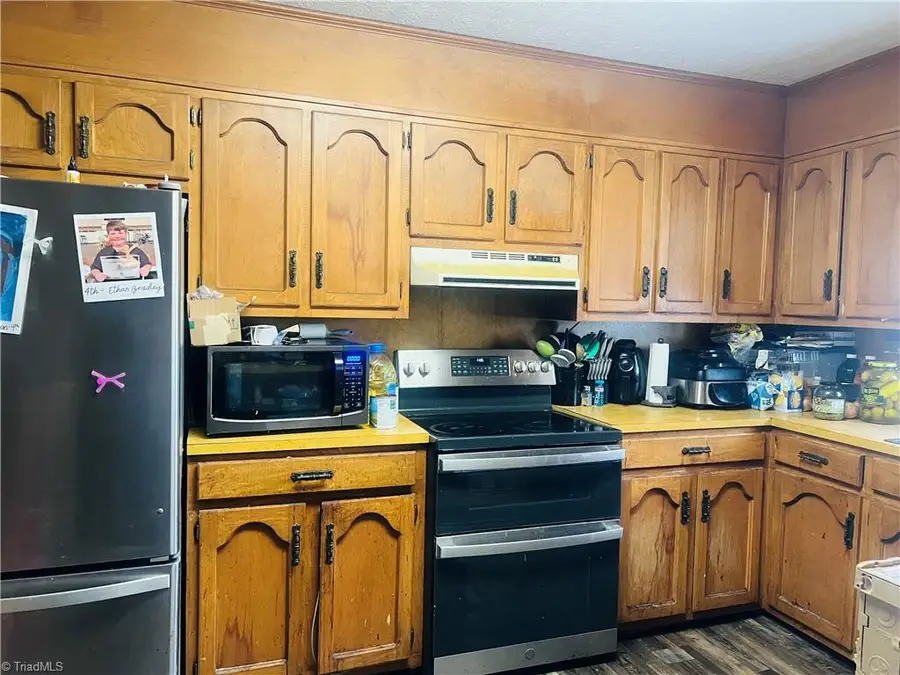 279 Stanley Road, Mount Airy, NC 27030 - #3