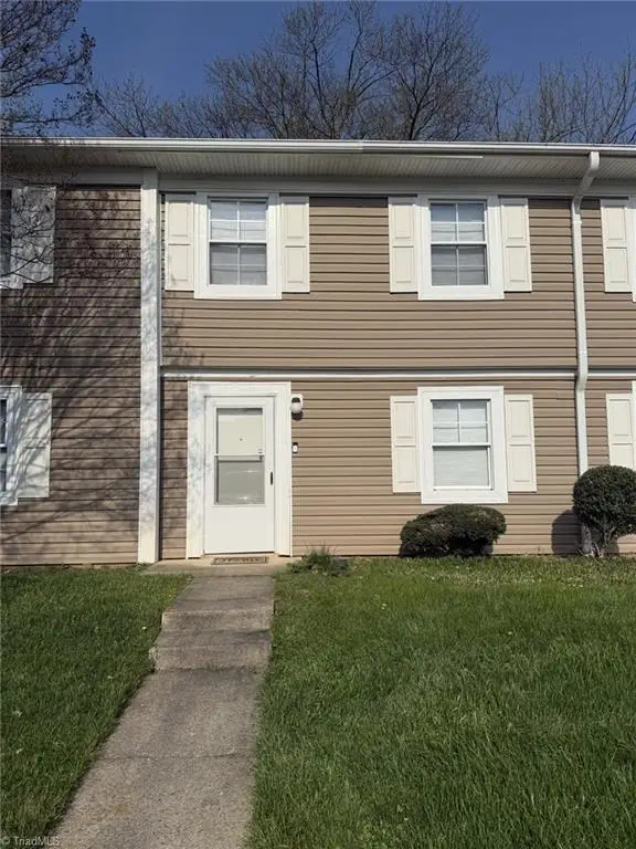 5735 Bramblegate Road #B, Greensboro, NC 27409