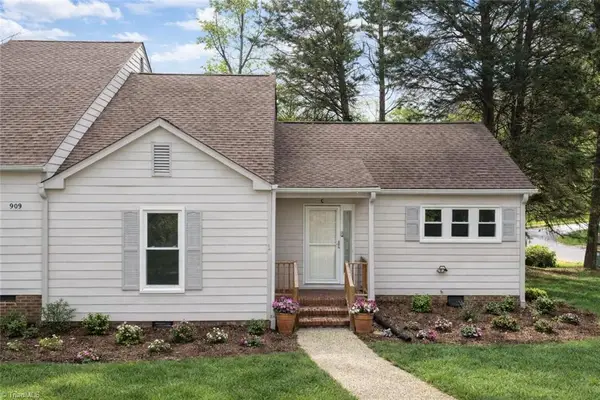 909 Chatfield Drive #C, Jamestown, NC 27282