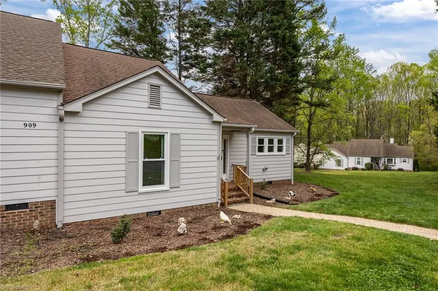 909 Chatfield Drive #C, Jamestown, NC 27282 - #3