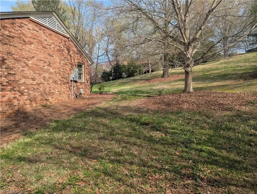 4661 Kinnamon Road, Clemmons, NC 27103 - #2