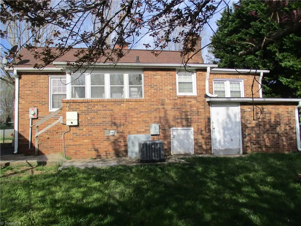 4236 Robertson Drive, Winston Salem, NC 27101 - #1