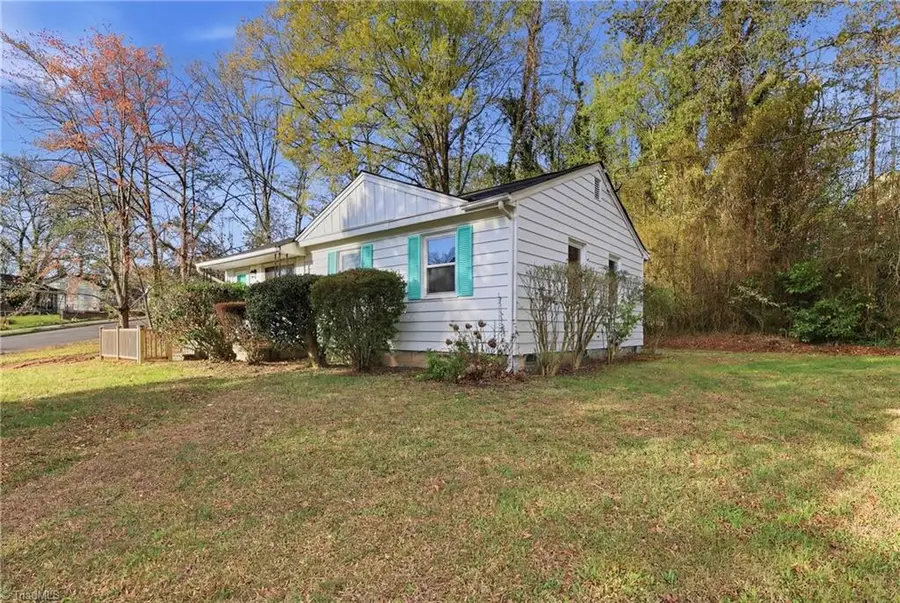 2332 Slater Avenue, Winston Salem, NC 27101 - #2