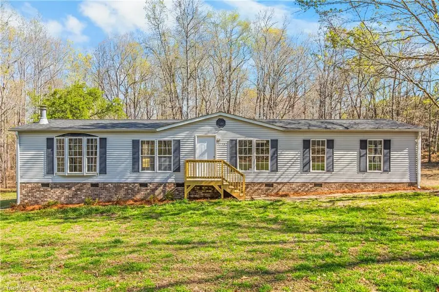 9274 Us Highway 64 W, Trinity, NC 27370 - #2