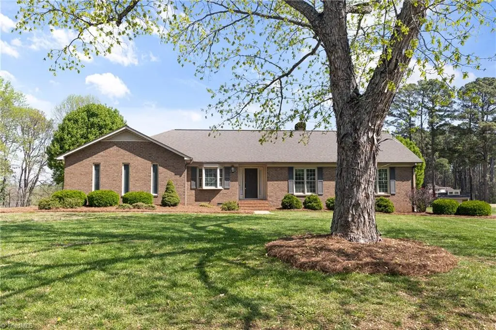 316 Siouan Drive, Lexington, NC 27295 - #1