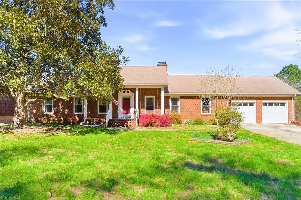 519 Riverside Drive, Burlington, NC 27215 - #1