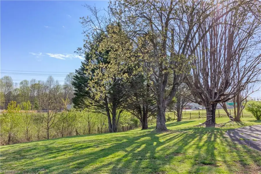 1850 Statesville Road, Wilkesboro, NC 28697 - #2