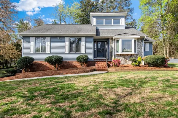 3494 La Casa Boulevard, Winston-Salem, NC 27105