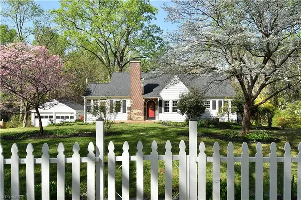 122 Linbrook Drive, Winston-Salem, NC 27106