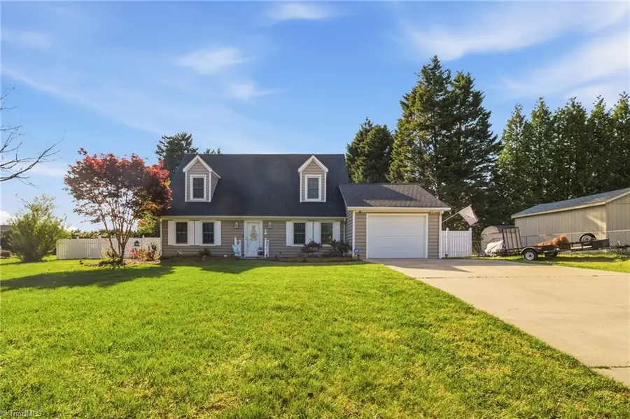 1528 Pecan Lane, Kernersville, NC 27284 - #2