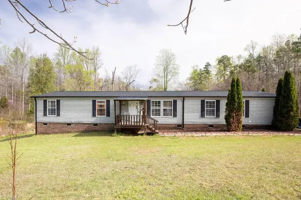 305 Whispering Oaks Drive, Lexington, NC 27292