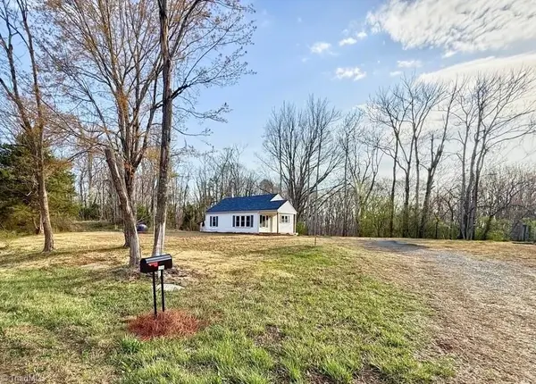 3546 N Old 52 Road, Pinnacle, NC 27043
