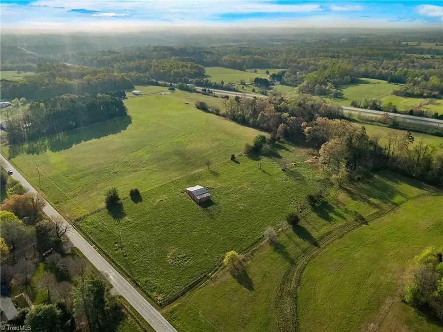 000 W Old Us Highway 421, Hamptonville, NC 27020 - #2