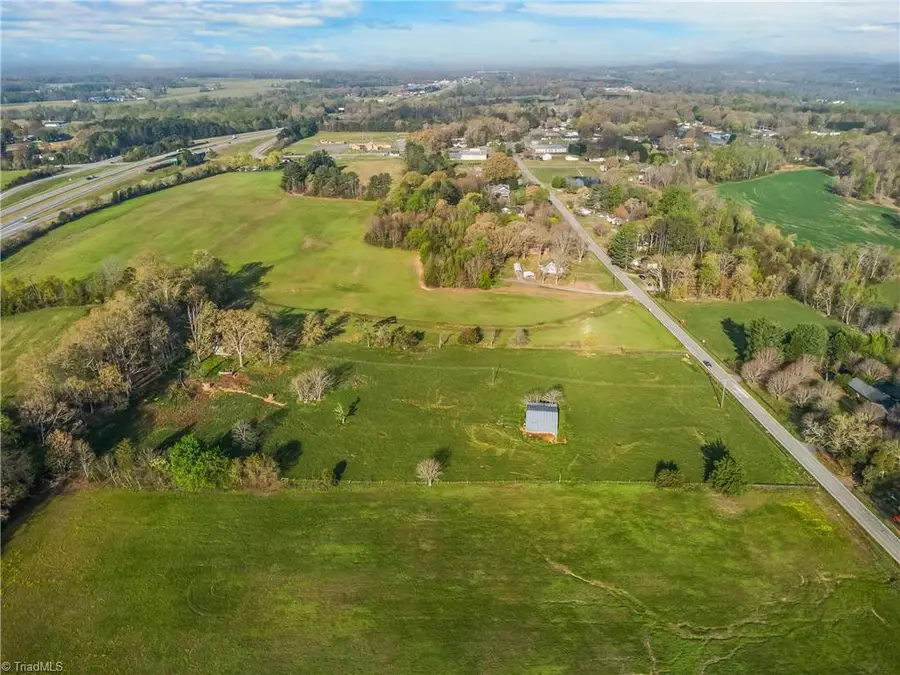 000 W Old Us Highway 421, Hamptonville, NC 27020 - #3