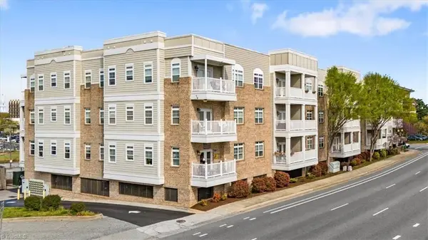 605 W Market Street, Greensboro, NC 27401