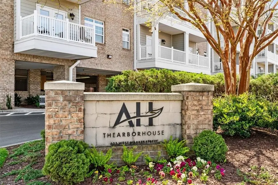 605 W Market Street #316, Greensboro, NC 27401 - #3