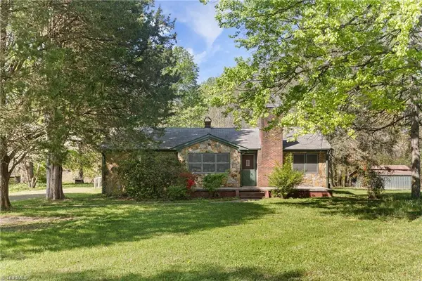 1723 Fork Bixby Road, Advance, NC 27006