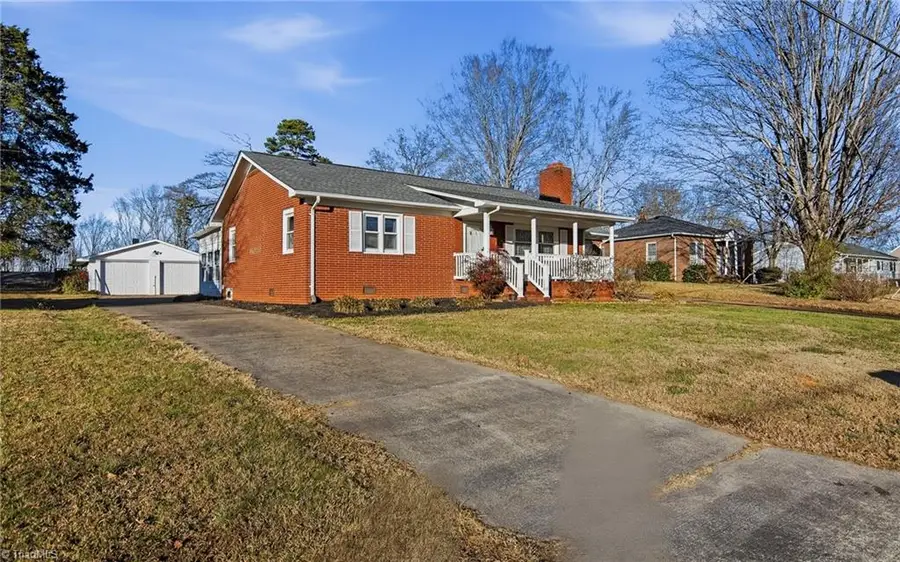 307 Sunrise Avenue, Asheboro, NC 27203 - #2