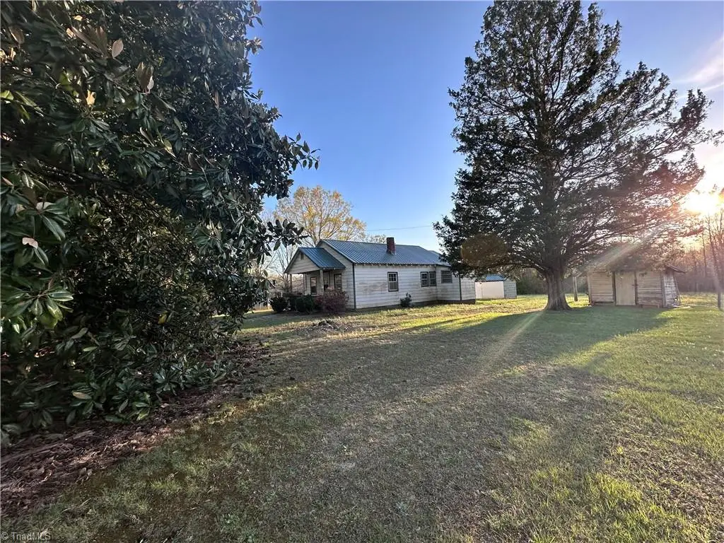 5618 Farmstead Road, Seagrove, NC 27341 - #1