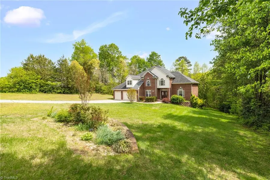 187 Pinnix Drive, Lexington, NC 27295 - #3