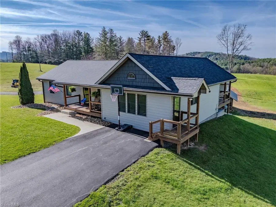 1061 Garvey Road, Piney Creek, NC 28663 - #2