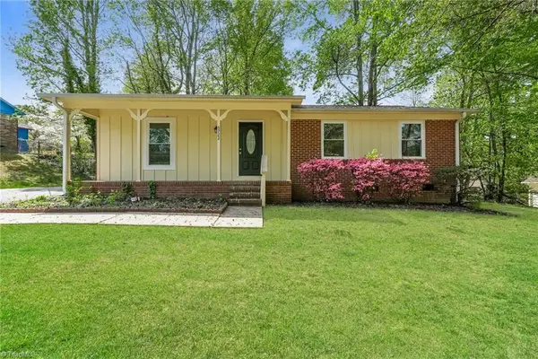 5722 Antietam Drive, Winston-Salem, NC 27106