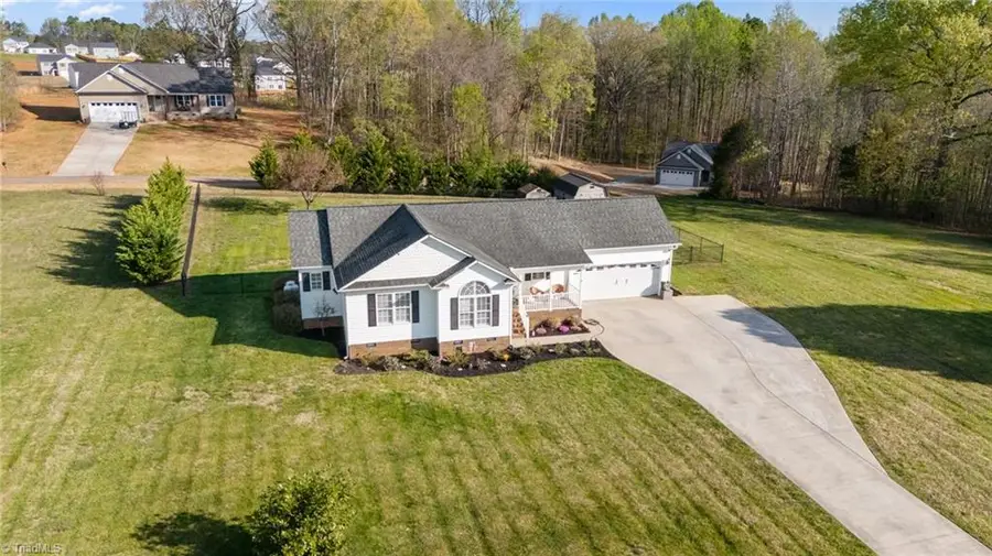 179 Lilly Trail, Lexington, NC 27295 - #2