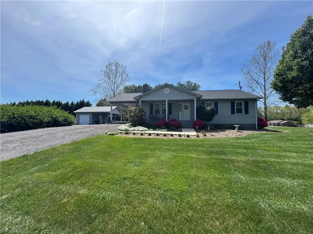 3145 Volunteer Road, Pinnacle, NC 27043 - #1