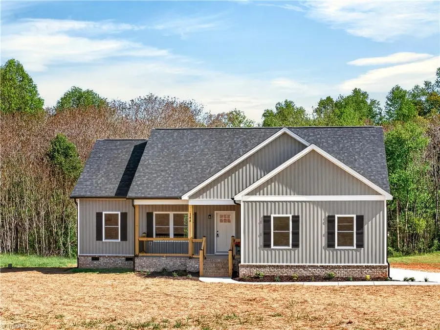 144 Tranquility Lane, Harmony, NC 28634 - #2