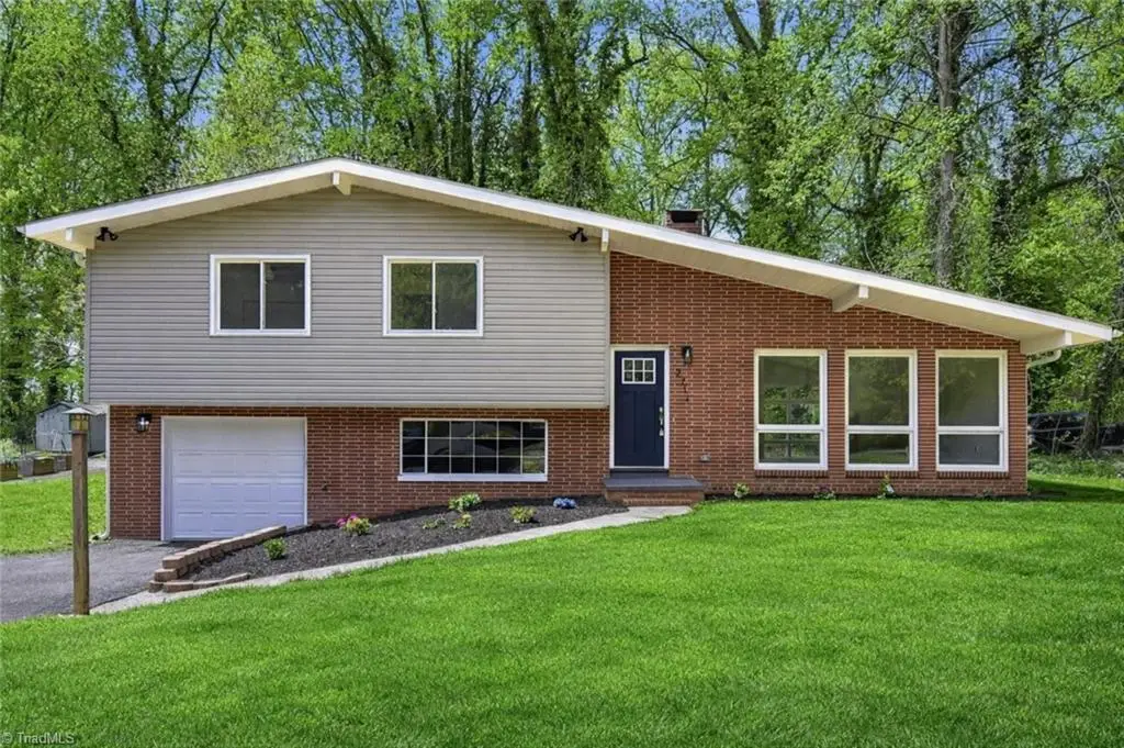 2711 Glenhaven Lane, Winston Salem, NC 27106 - #1