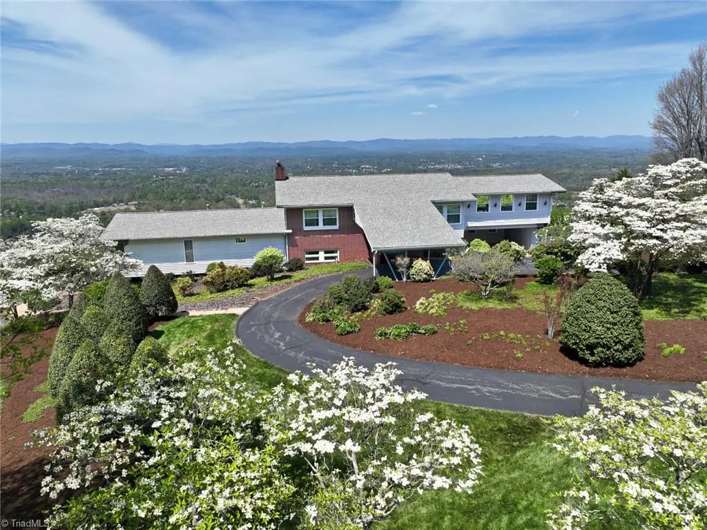 271 Casa Robles Drive, Moravian Falls, NC 28654 - #1